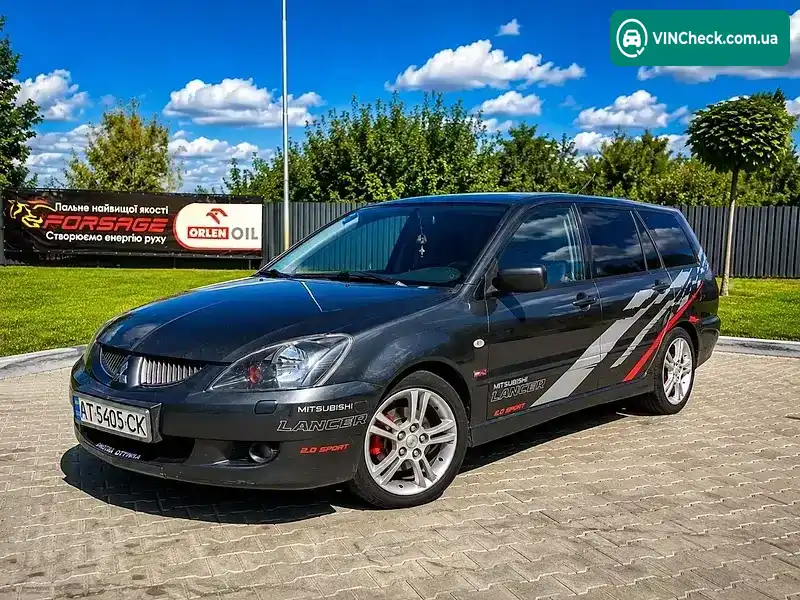 Mitsubishi Lancer 2004, фото з оголошення 2 з 14, VIN JMBLNCS9W4U003936