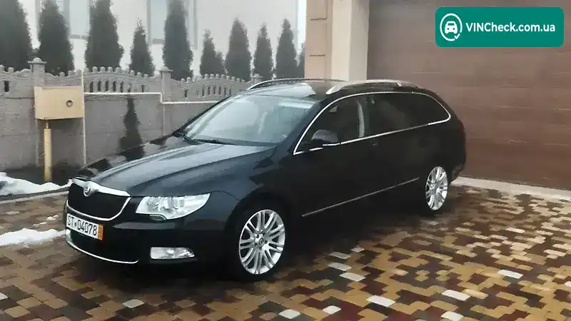 Skoda Superb 2011, фото з оголошення 2 з 20, VIN TMBJF73T5C9017829