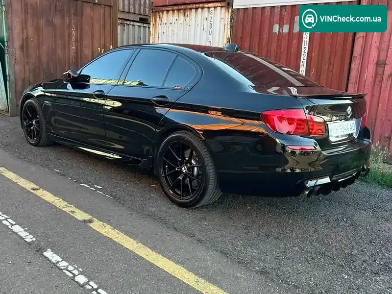 BMW 5 Series 2013, фото з оголошення 2 з 17, VIN WBAFR7C58DC826886