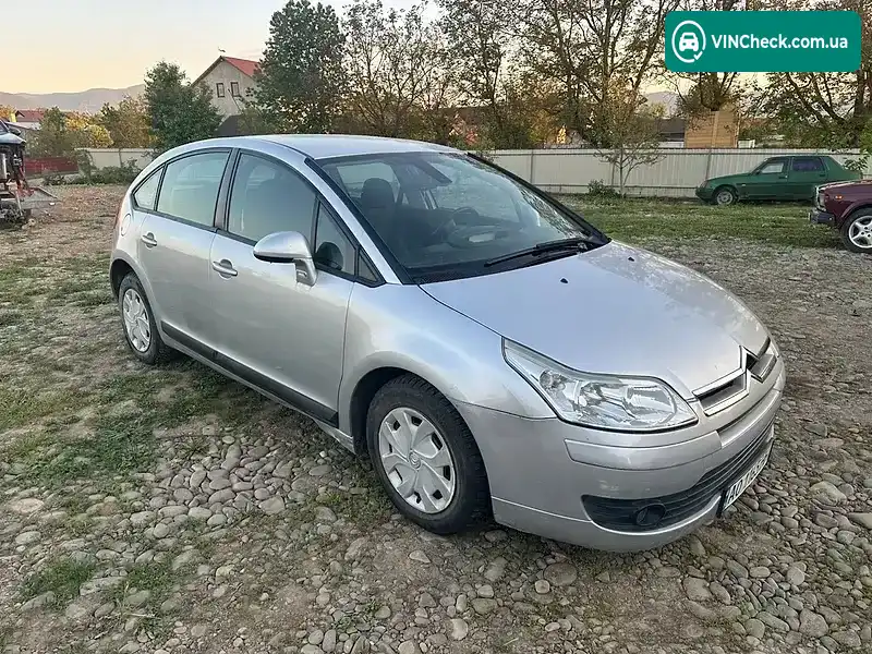 Citroen C4 2004, фото з оголошення 1 з 9, VIN VF7LCNFUC74105527