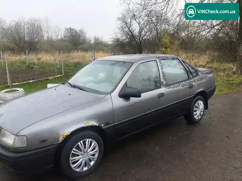 Opel Vectra 1989, фото з оголошення 2 з 9, VIN W0L000087G5092584