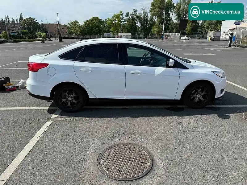 Ford Focus 2017, фото з оголошення 2 з 8, VIN WF04XXGCC4HM08194