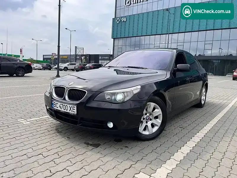 BMW 5 Series 2005, фото з оголошення 2 з 19, VIN WBANR71050CR01007