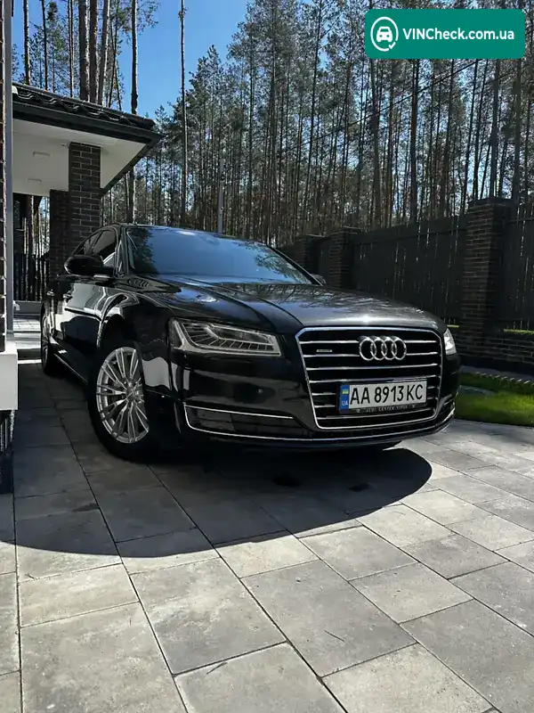 Audi A8 2017, фото з оголошення 1 з 8, VIN WAUZZZ4HXHN022777