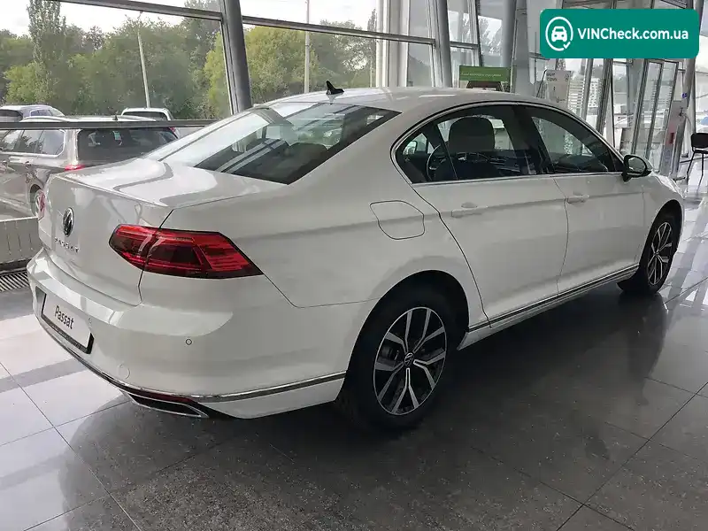 Volkswagen Passat 2021, фото з оголошення 2 з 20, VIN WVWZZZ3CZME129566
