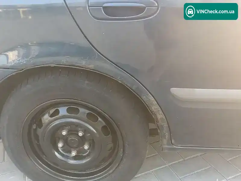 Mazda 626 1997, фото з оголошення 2 з 19, VIN JMZGF14P201121796