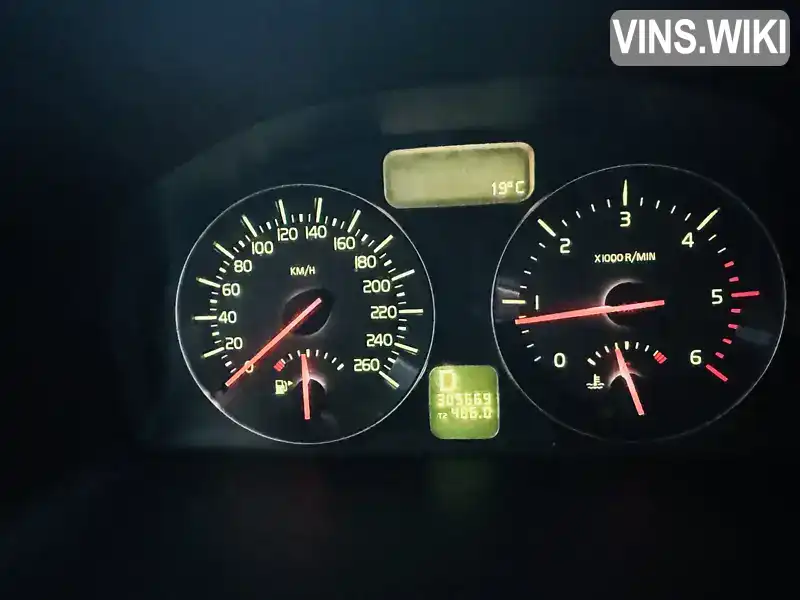 Volvo V50 2007, фото з оголошення 2 з 15, VIN YV1MW774982372271
