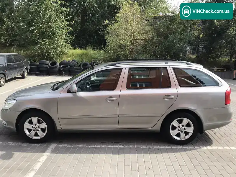 Skoda Octavia 2011, фото з оголошення 1 з 7, VIN TMBHM61ZXB2094385