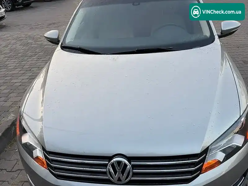 Volkswagen Passat 2011, фото з оголошення 1 з 17, VIN 1VWBP7A35CC024123