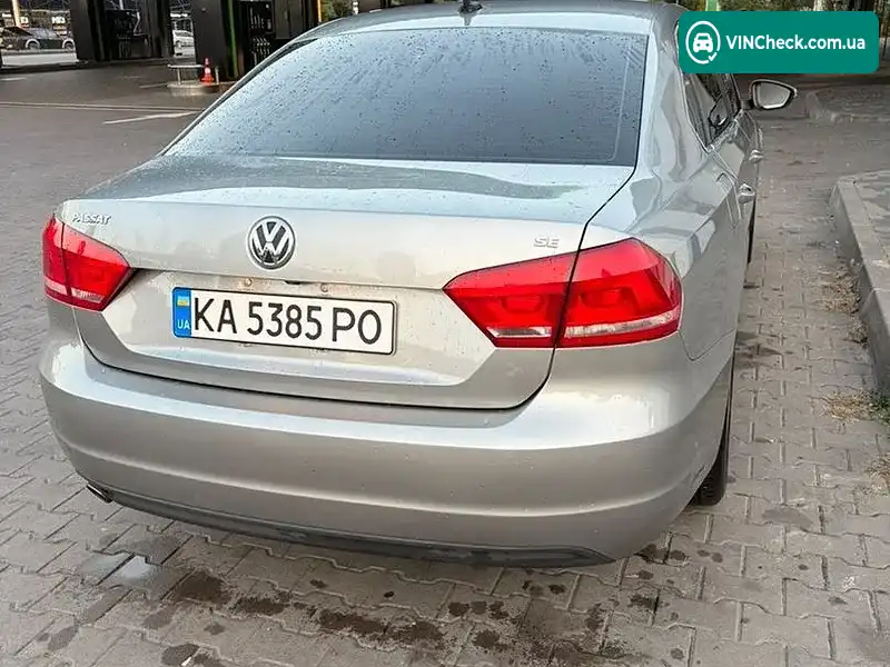 Volkswagen Passat 2011, фото з оголошення 2 з 17, VIN 1VWBP7A35CC024123