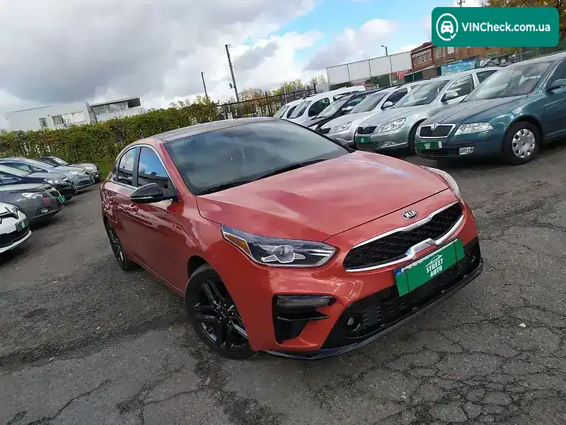 Kia Forte 2018, фото з оголошення 2 з 20, VIN 3KPF54AD3KE068131