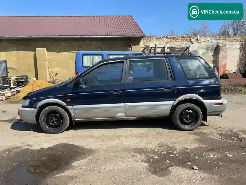 Mitsubishi Space Wagon 1996, фото з оголошення 2 з 11, VIN JMBLNN33WTZ003093