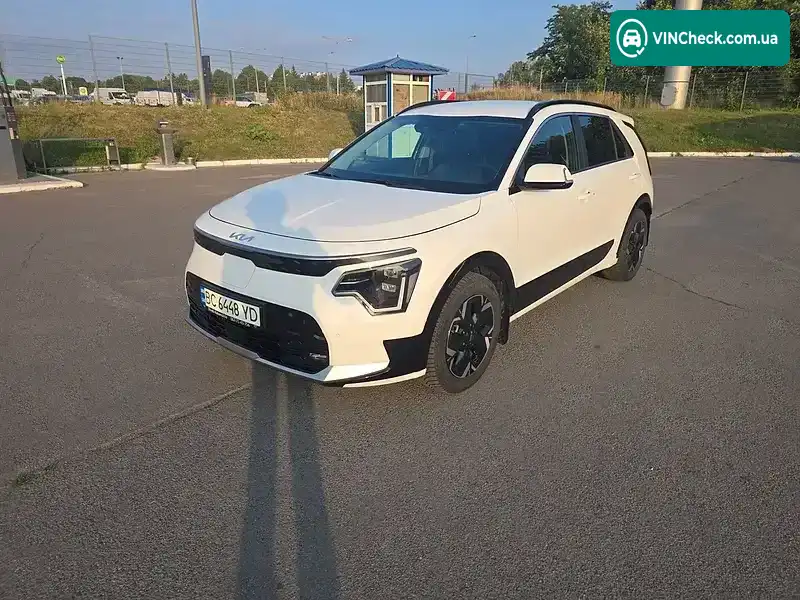 Kia Niro 2023, фото з оголошення 1 з 20, VIN KNACT811FR5065846