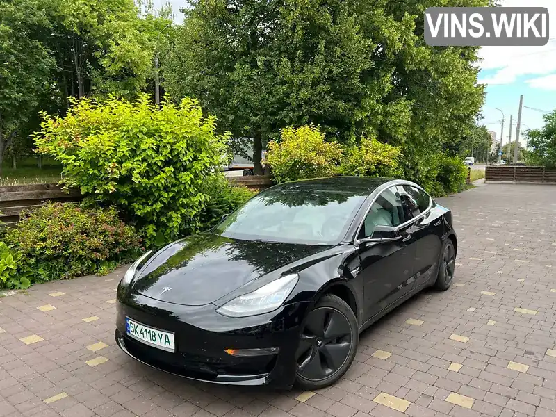 Tesla Model 3 2019, фото з оголошення 1 з 18, VIN 5YJ3E1EB5KF421294