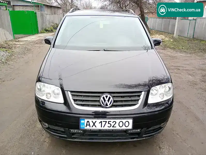 Volkswagen Touran 2004, фото з оголошення 1 з 10, VIN WVGZZZ1TZ5W095513