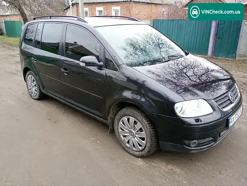 Volkswagen Touran 2004, фото з оголошення 2 з 10, VIN WVGZZZ1TZ5W095513