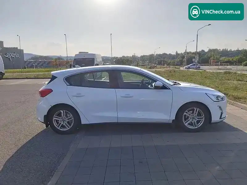 Ford Focus 2019, фото з оголошення 2 з 6, VIN WF0NXXGCHNKE10513