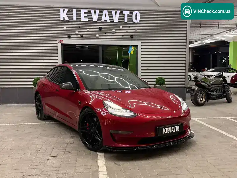 Tesla Model 3 2019, фото з оголошення 1 з 21, VIN 5YJ3E1EB8KF367327
