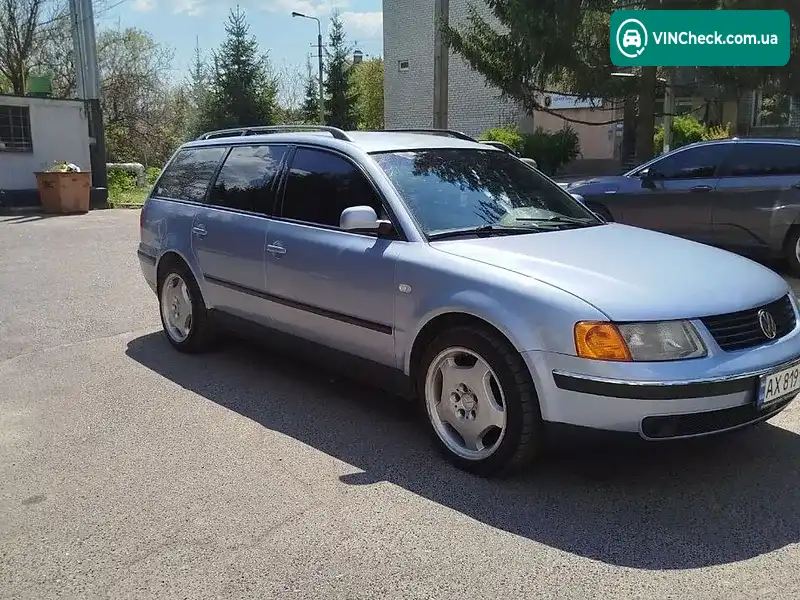 Volkswagen Passat 1997, фото з оголошення 1 з 10, VIN WVWZZZ3BZWE255407