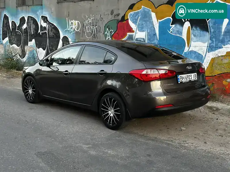 Kia Cerato 2013, фото з оголошення 2 з 20, VIN KNAFX411AD5051846