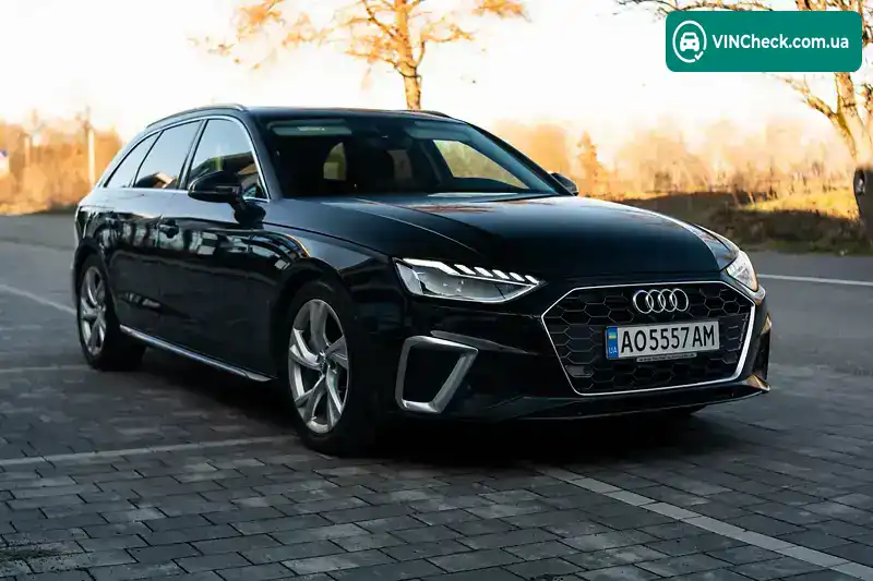 Audi A4 2019, фото з оголошення 1 з 9, VIN WAUZZZF41LA029160