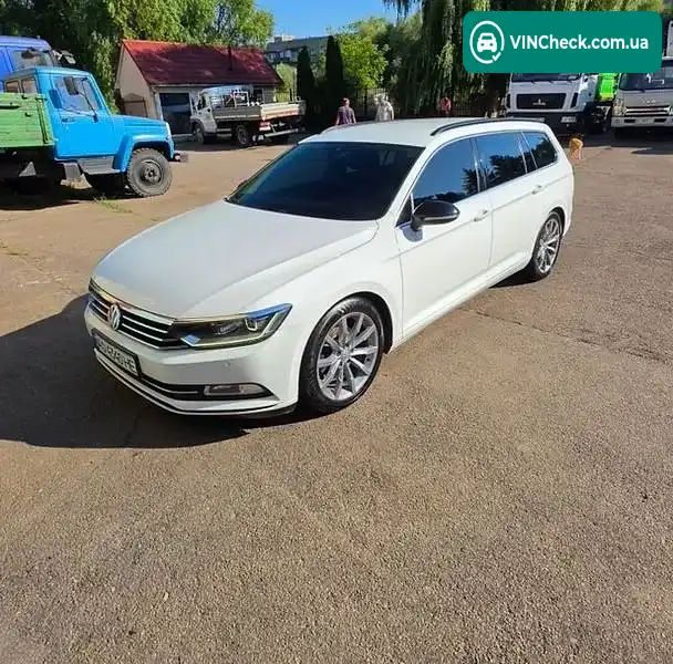 Volkswagen Passat 2016, фото з оголошення 1 з 3, VIN WVWZZZ3CZGP036455