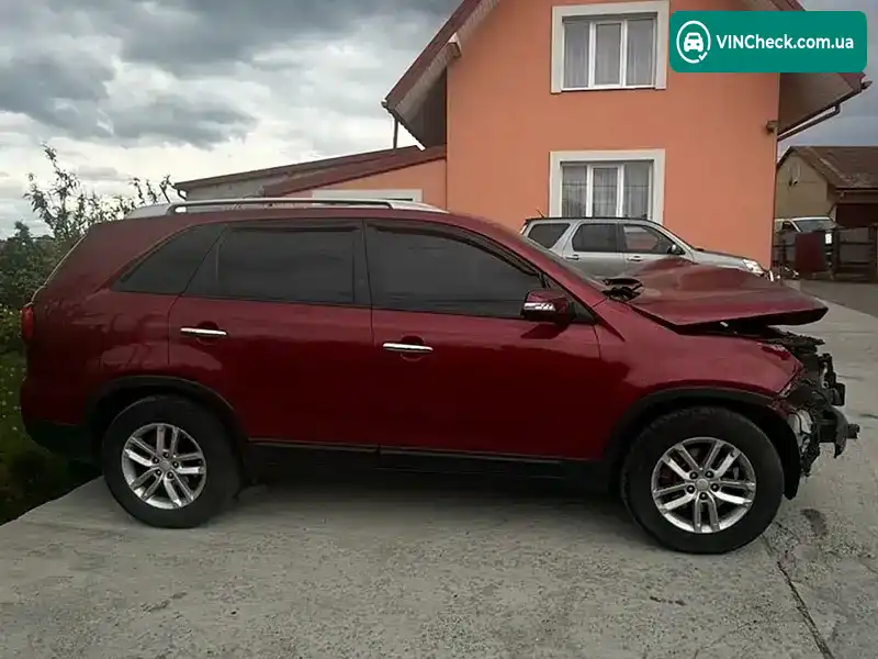 Kia Sorento 2014, фото з оголошення 1 з 9, VIN 5XYKT4A65FG625376