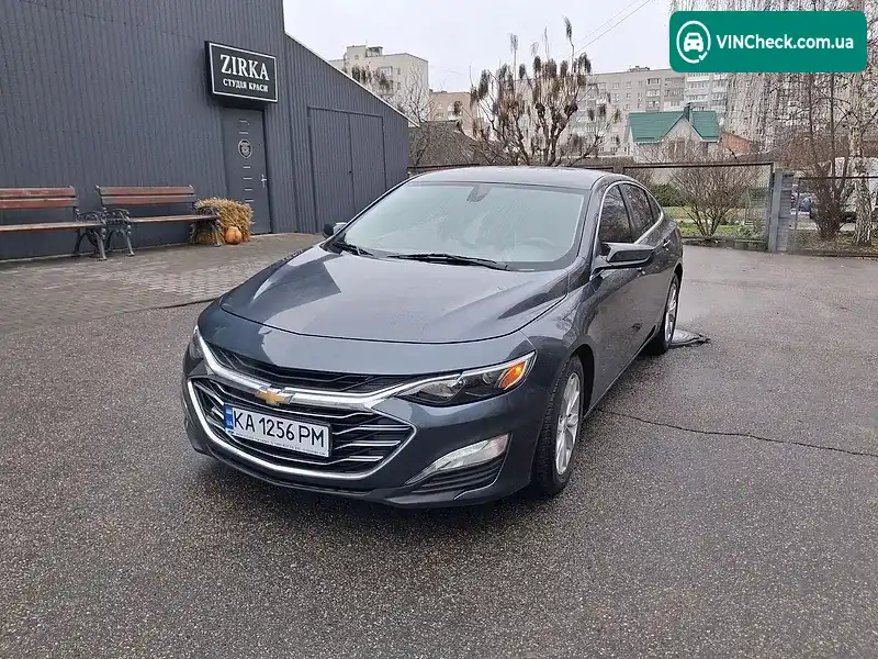 Chevrolet Malibu 2018, фото з оголошення 1 з 11, VIN 1G1ZD5ST7KF123058
