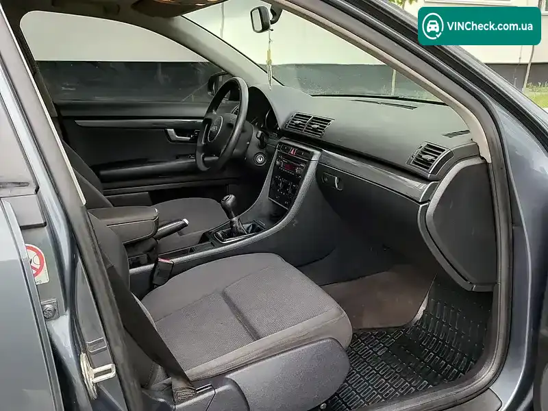 Audi A4 2001, фото з оголошення 2 з 16, VIN WAUZZZ8E72A146682