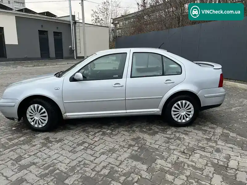 Volkswagen Bora 2000, фото з оголошення 2 з 15, VIN WVWZZZ1JZ1W255938
