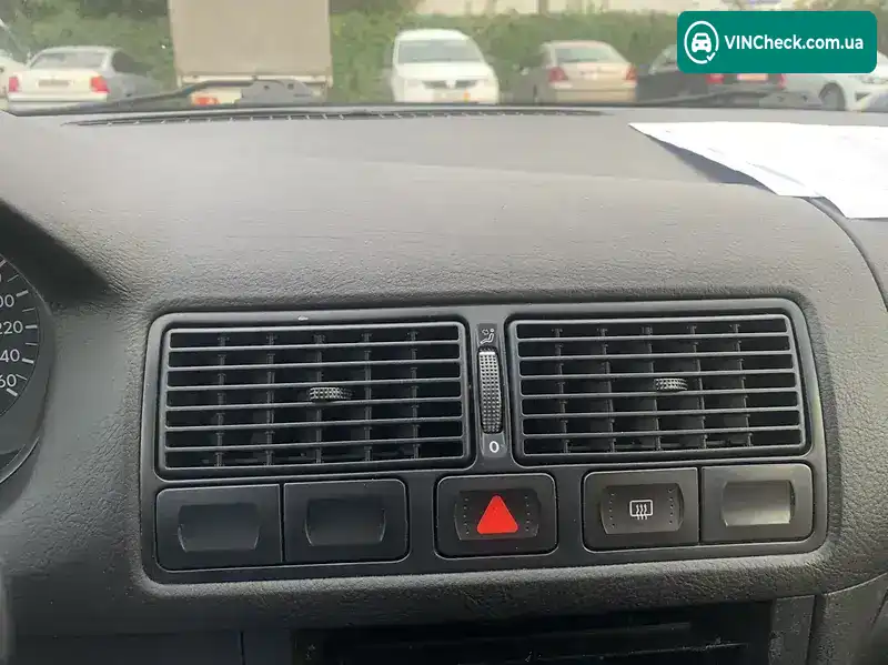 Volkswagen Golf 1999, фото з оголошення 1 з 20, VIN WVWZZZ1JZYD152070