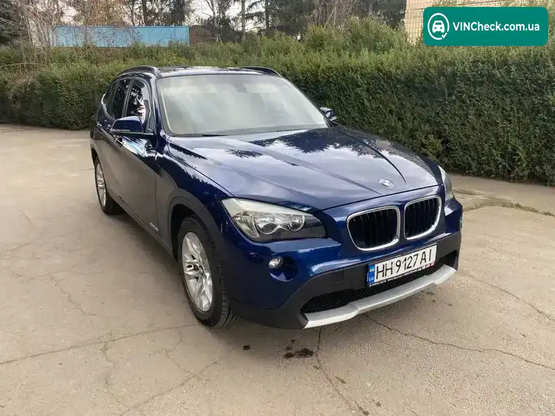 BMW X1 2014, фото з оголошення 2 з 21, VIN WBAVL1C54FVY28104