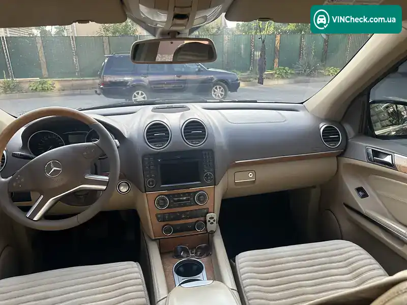 Mercedes-Benz GL-Class 2009, фото з оголошення 2 з 20, VIN WDC1648711A483807