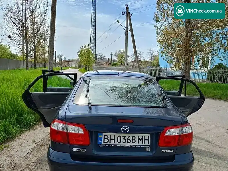 Mazda 626 2000, фото з оголошення 2 з 15, VIN JMZGF14F201451826
