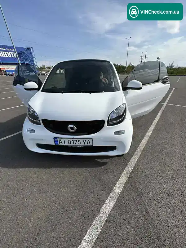 Smart Fortwo 2019, фото з оголошення 2 з 13, VIN WME4533911K389098