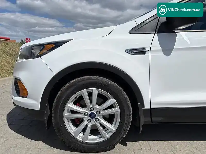 Ford Escape 2019, фото з оголошення 2 з 21, VIN 1FMCU0F75KUB21121