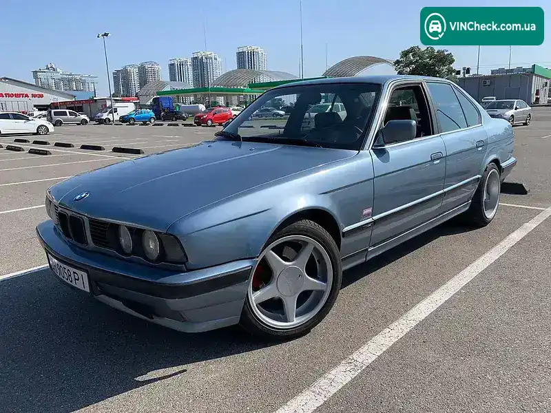 BMW 5 Series 1992, фото з оголошення 1 з 6, VIN WBAHD51090BG45317
