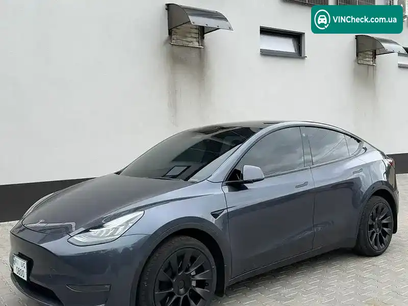 Tesla Model Y 2023, фото з оголошення 2 з 12, VIN 7SAYGDEE8PA056810