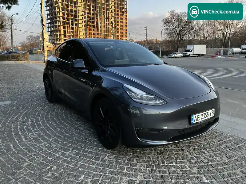 Tesla Model Y 2022, фото з оголошення 1 з 9, VIN 7SAYGDEE1NA006215