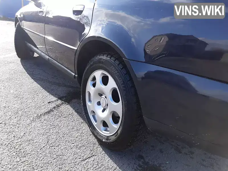 Audi A4 2000, фото з оголошення 1 з 20, VIN WAUZZZ8DZYA209555