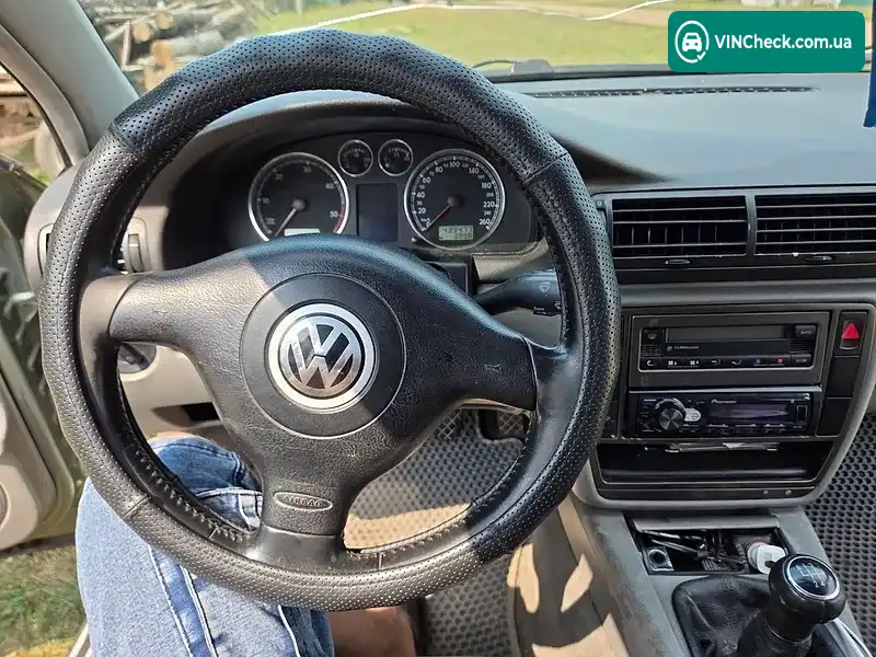 Volkswagen Passat 2001, фото з оголошення 2 з 6, VIN WVWZZZ3BZ2P117035