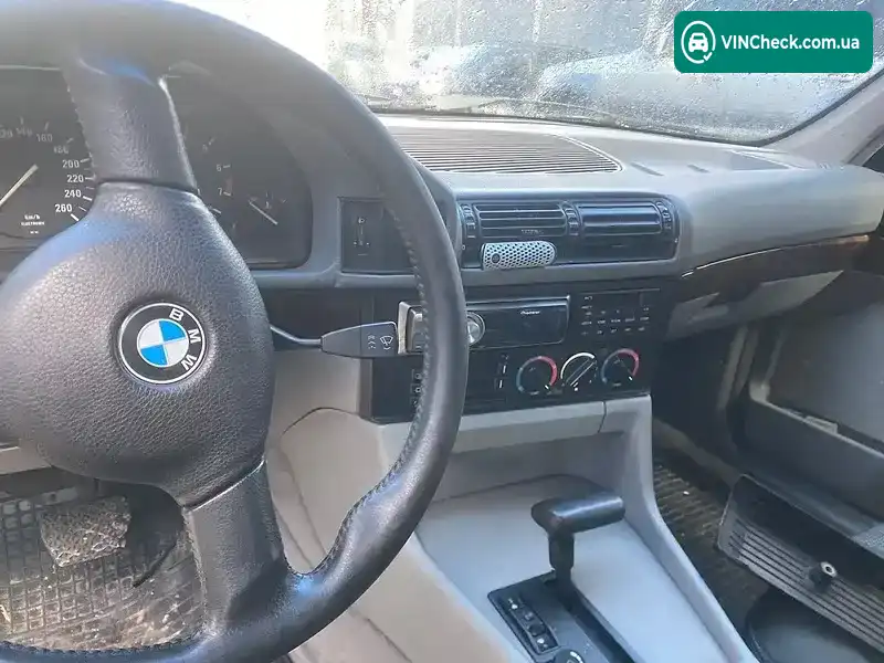 BMW 5 Series 1993, фото з оголошення 2 з 7, VIN WBAHD61030BK81723