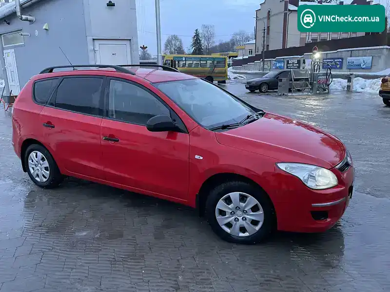 Hyundai i30 2008, фото з оголошення 1 з 13, VIN KMHDB81TP8U011833