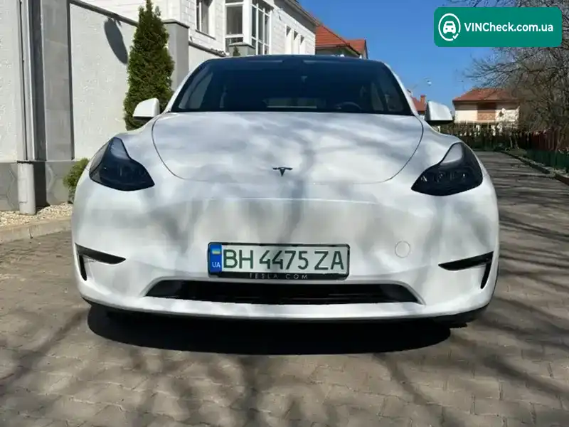 Tesla Model Y 2023, фото з оголошення 1 з 12, VIN LRWYGCEK0PC702643