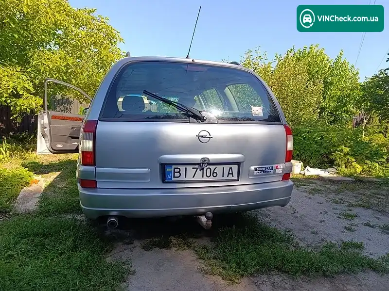 Opel Omega 2000, фото з оголошення 2 з 19, VIN W0L0VBM35Y1158404