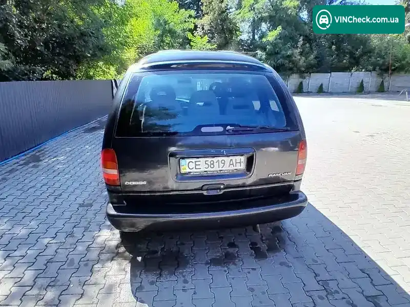 Dodge Caravan 2000, фото з оголошення 2 з 20, VIN 1C4GYN7M3YU522882