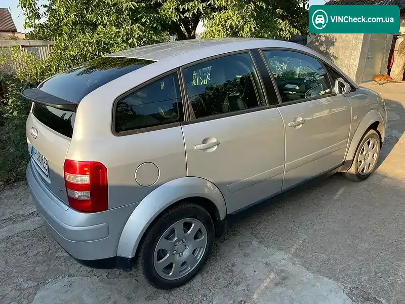 Audi A2 2004, фото з оголошення 2 з 9, VIN WAUZZZ8Z75N000444