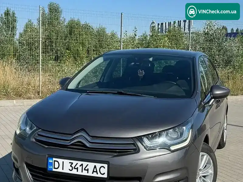 Citroen C4 2015, фото з оголошення 1 з 14, VIN VF7NC9HD8FY520557