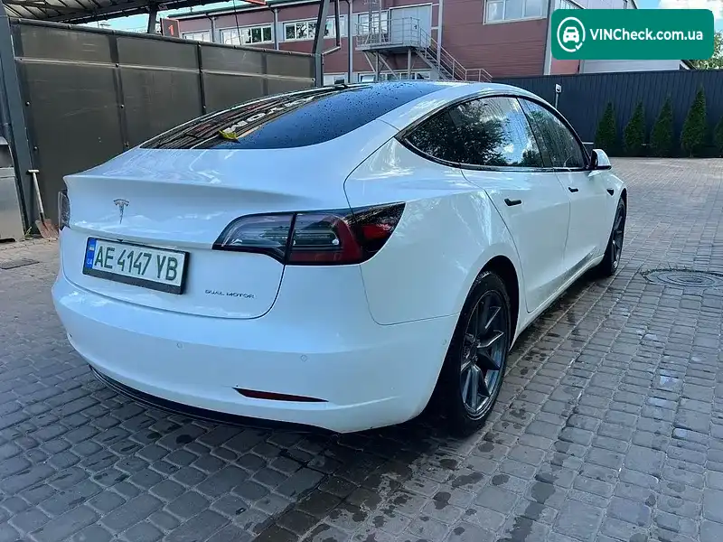 Tesla Model 3 2021, фото з оголошення 2 з 12, VIN 5YJ3E1EB1MF938899