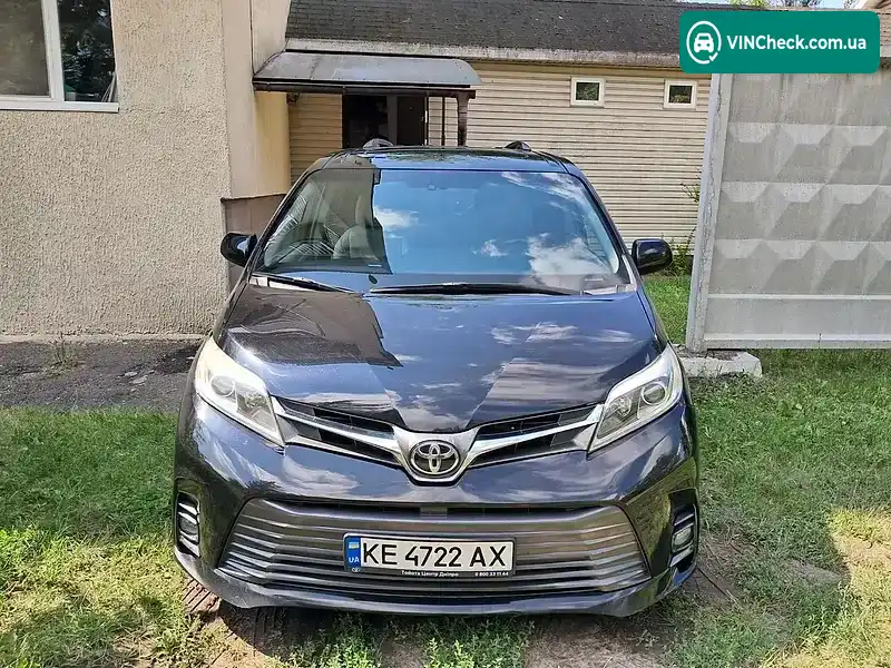 Toyota Sienna 2017, фото з оголошення 2 з 11, VIN 5TDDZ3DC4HS179231